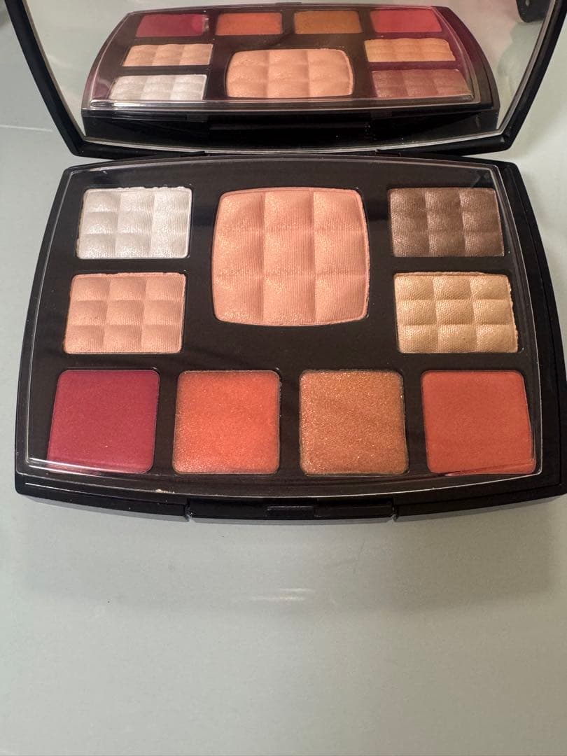 【新品】CHANEL TRAVEL MAKEUP PALETTE