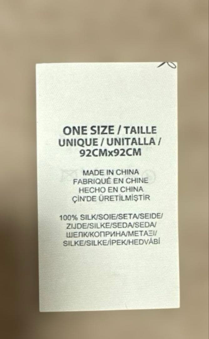 シルクスカーフ