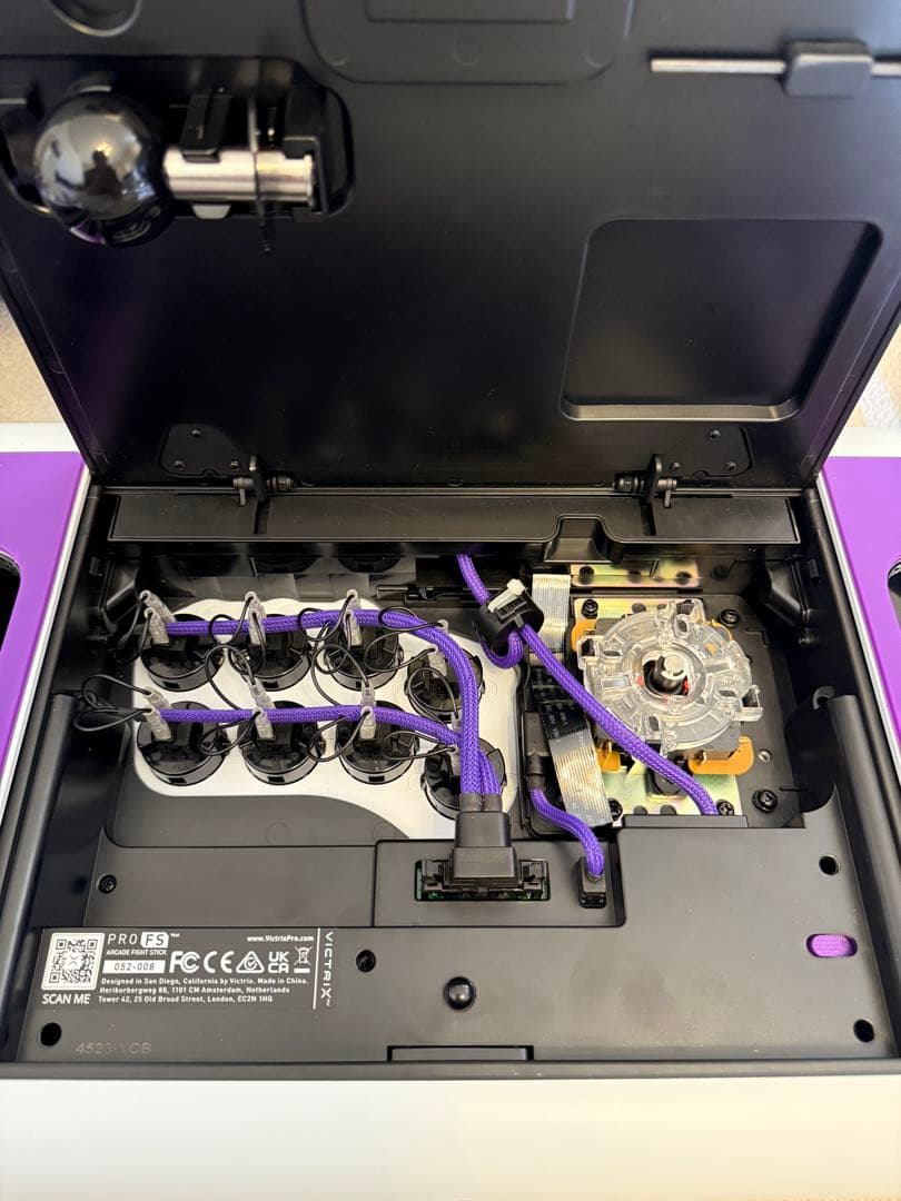 Victrix PRO FS アーケードスティック　使用時間10時間未満