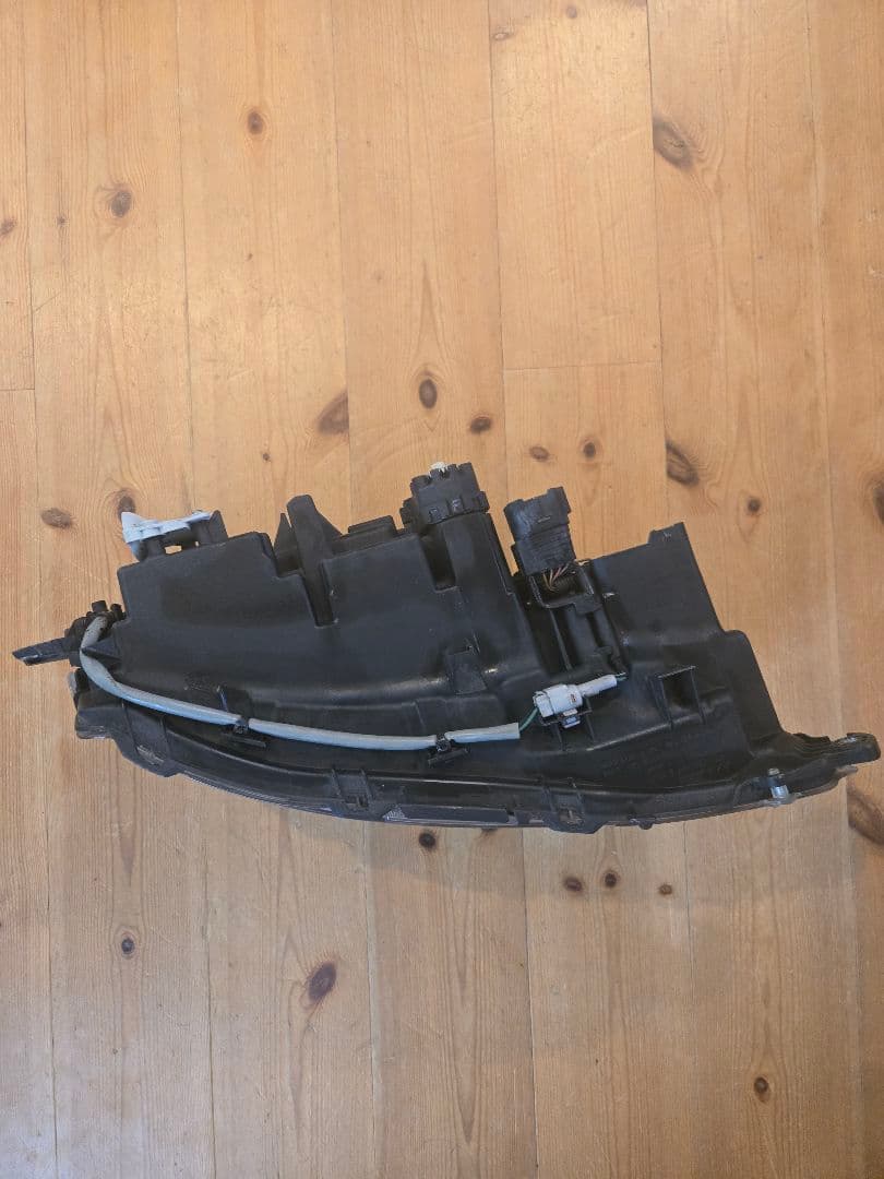 日野自動車　レンジャー　純正ヘッドライト　助手席側　ジャンク品