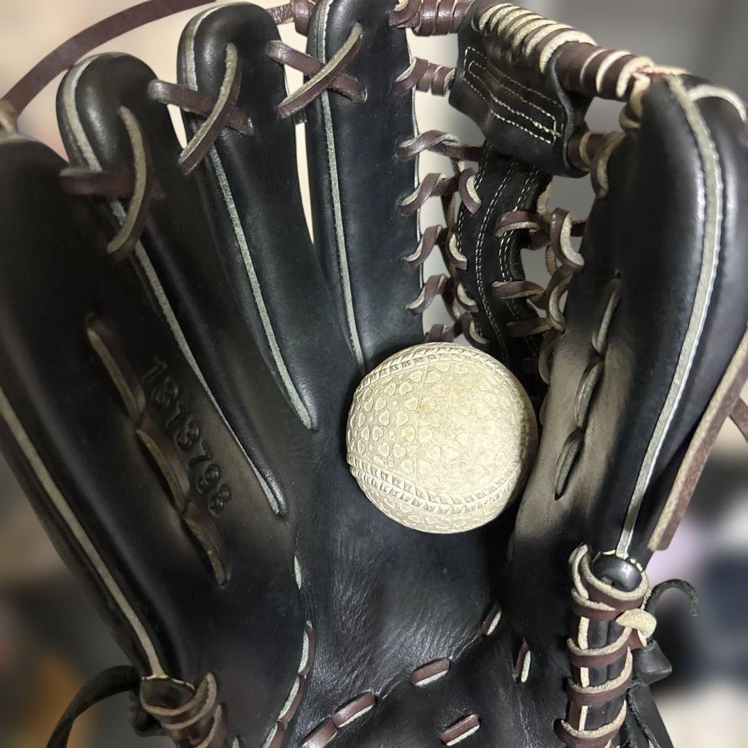 超美品Under Armour 軟式グローブ ダークブラウン
