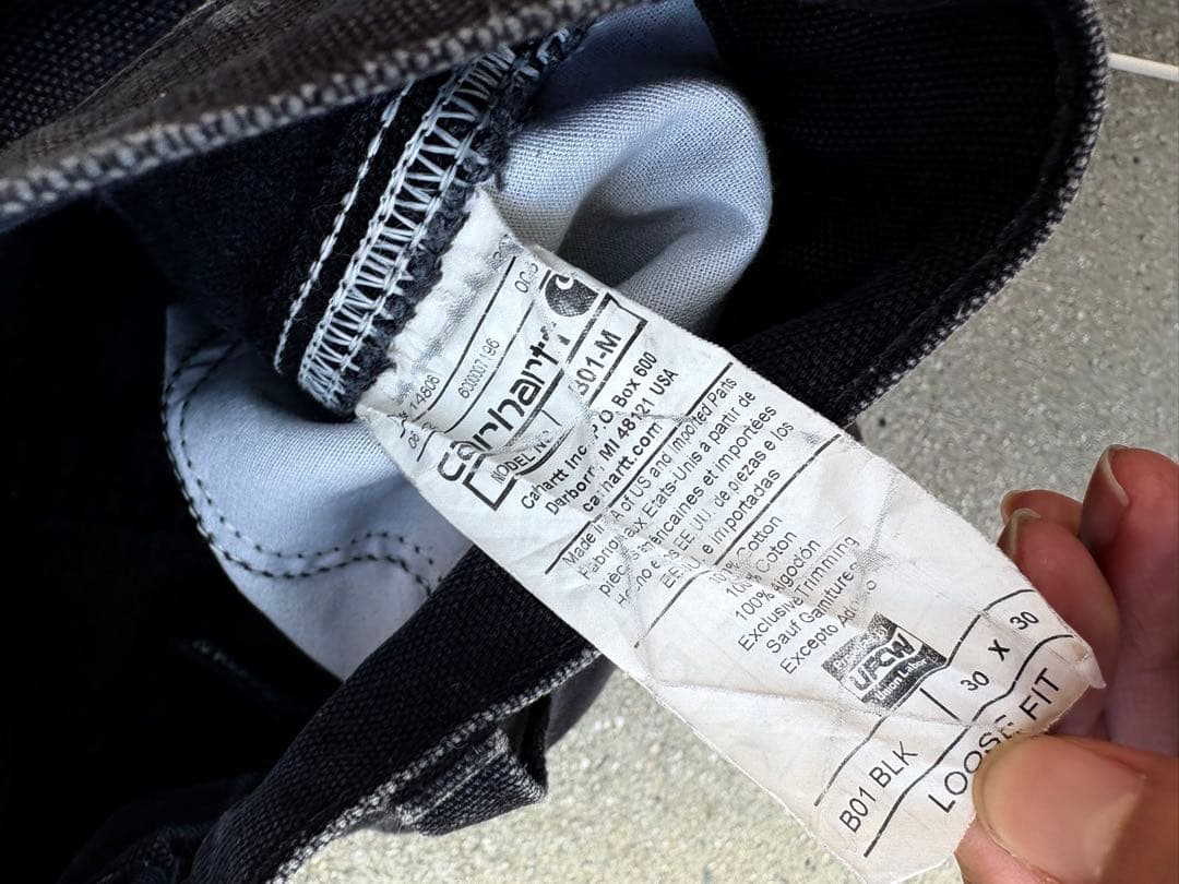 Carhartt ダブルニー black