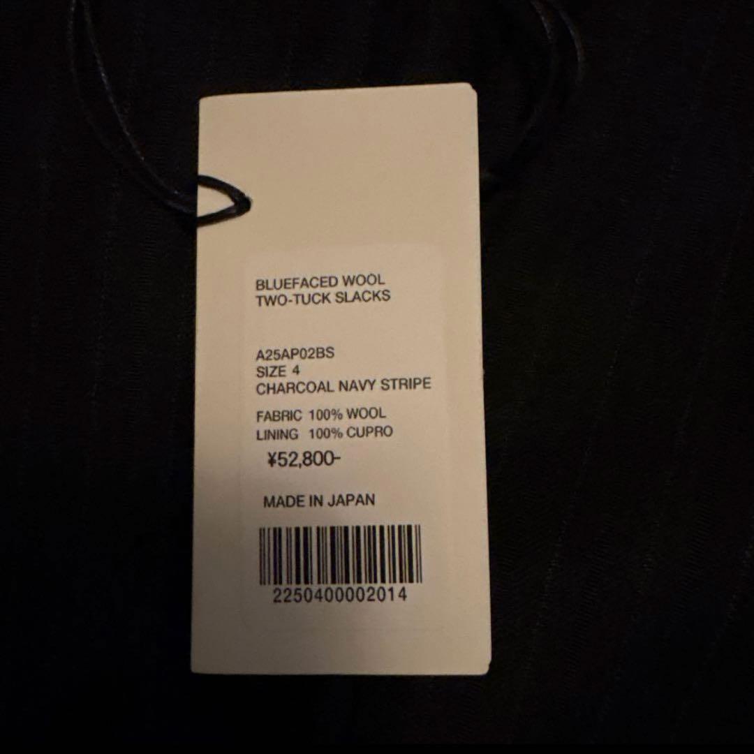 25awBLUEFACED WOOL TWO-TUCK SLACKS サイズ4
