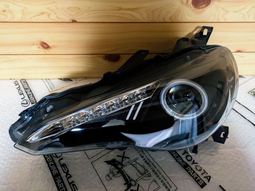 86 ZN6 ヘッドライト イカリング ZC6 BRZ 黄ばみ無し SONAR