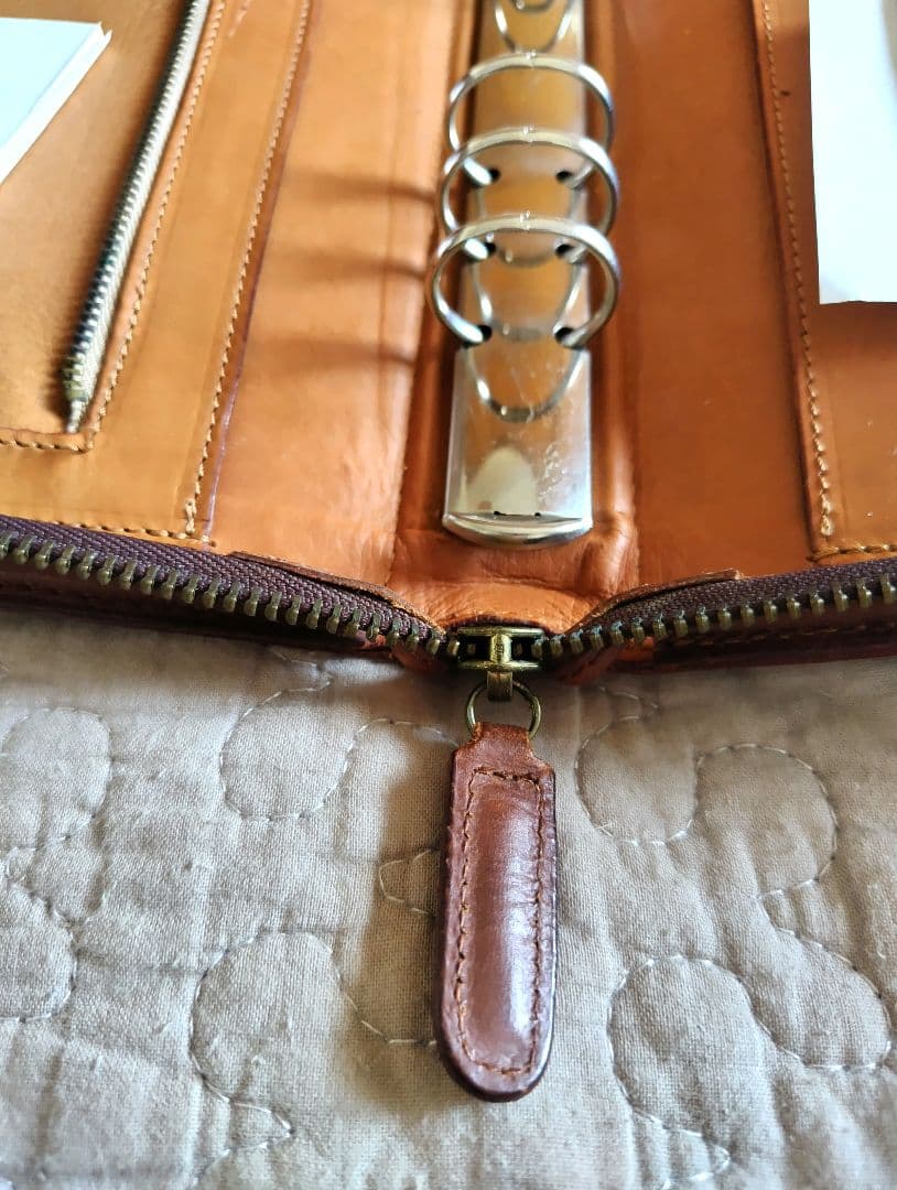 ITALY Felisi 本革システム手帳ケース