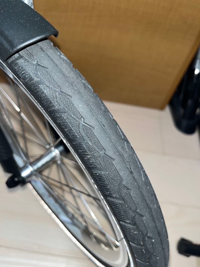 タイレル IVE 2025年製 オレンジ 【取りに来れる人限定‼︎東京都大田区】