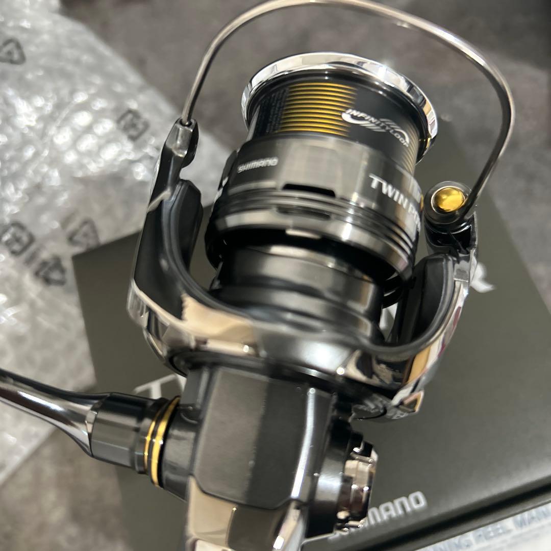 【美品】シマノ24ツインパワーC2000S