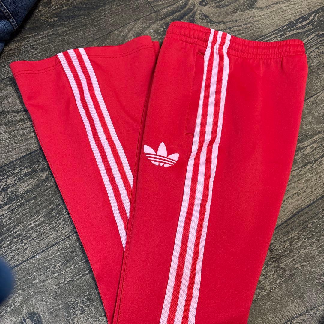 アディダス フレアトラックパンツ M