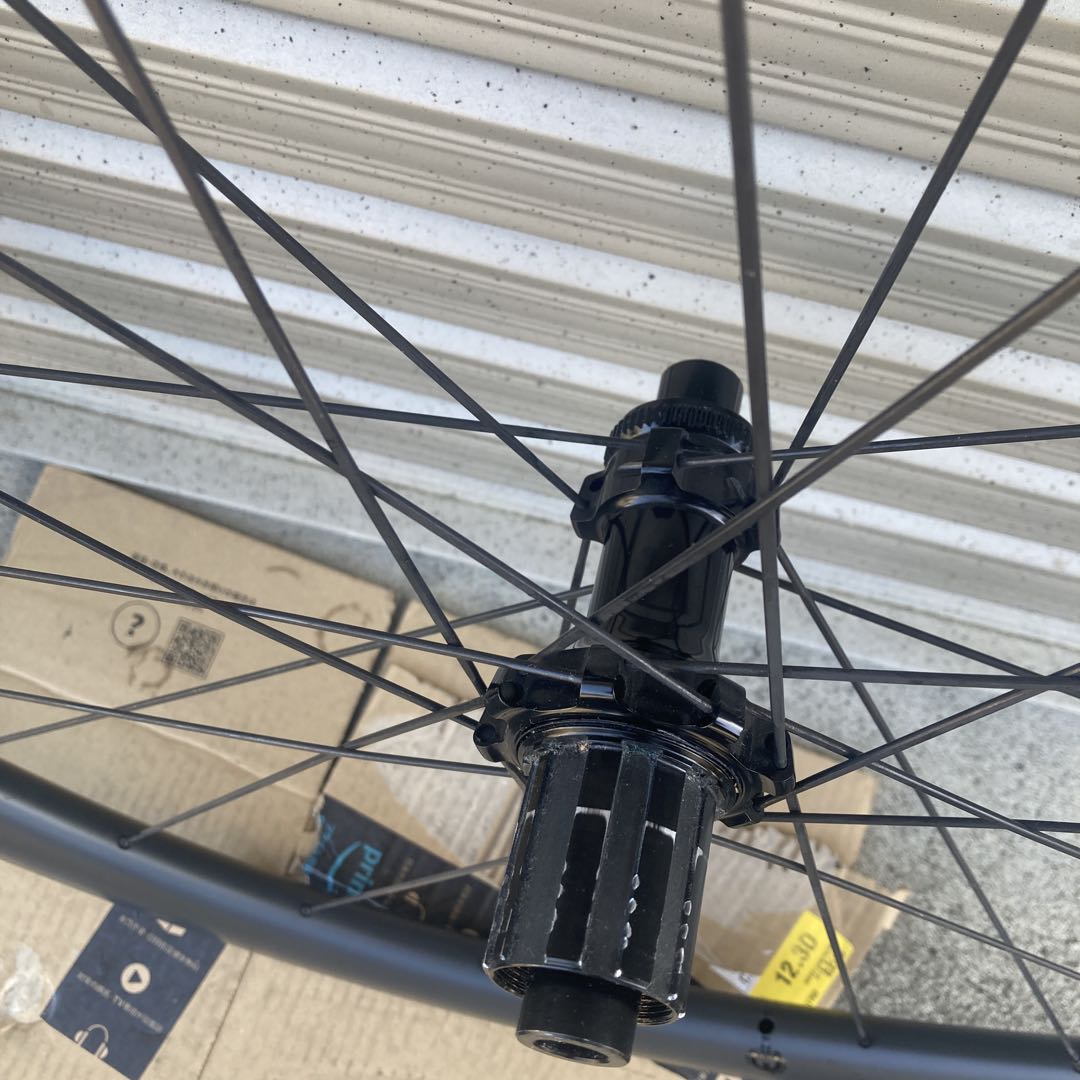 ELITE WHEELS 完組カ－ボンホイール　ent-disc2.0