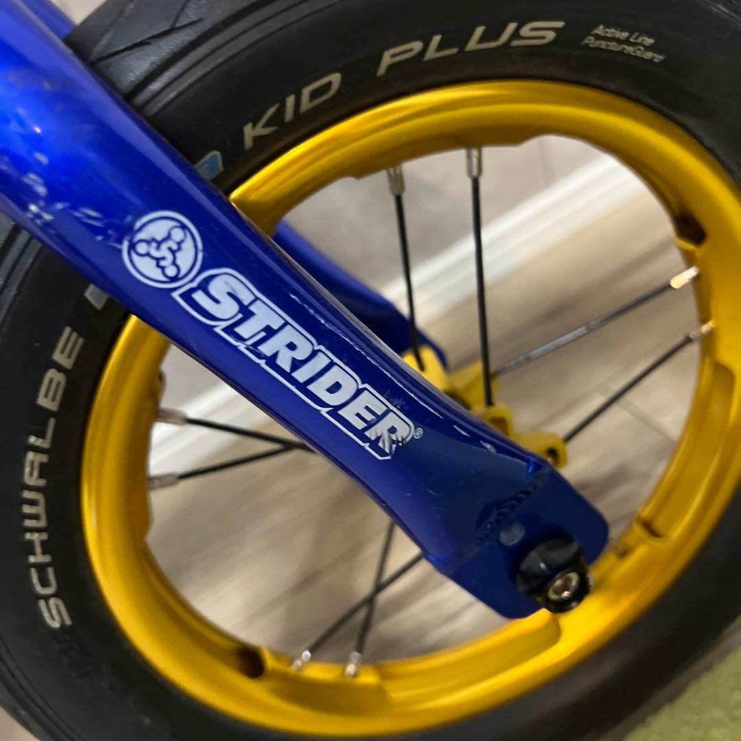 デ*や様 日本正規品　ストライダーSTRIDERPRO 青✖︎金　美品　レース用