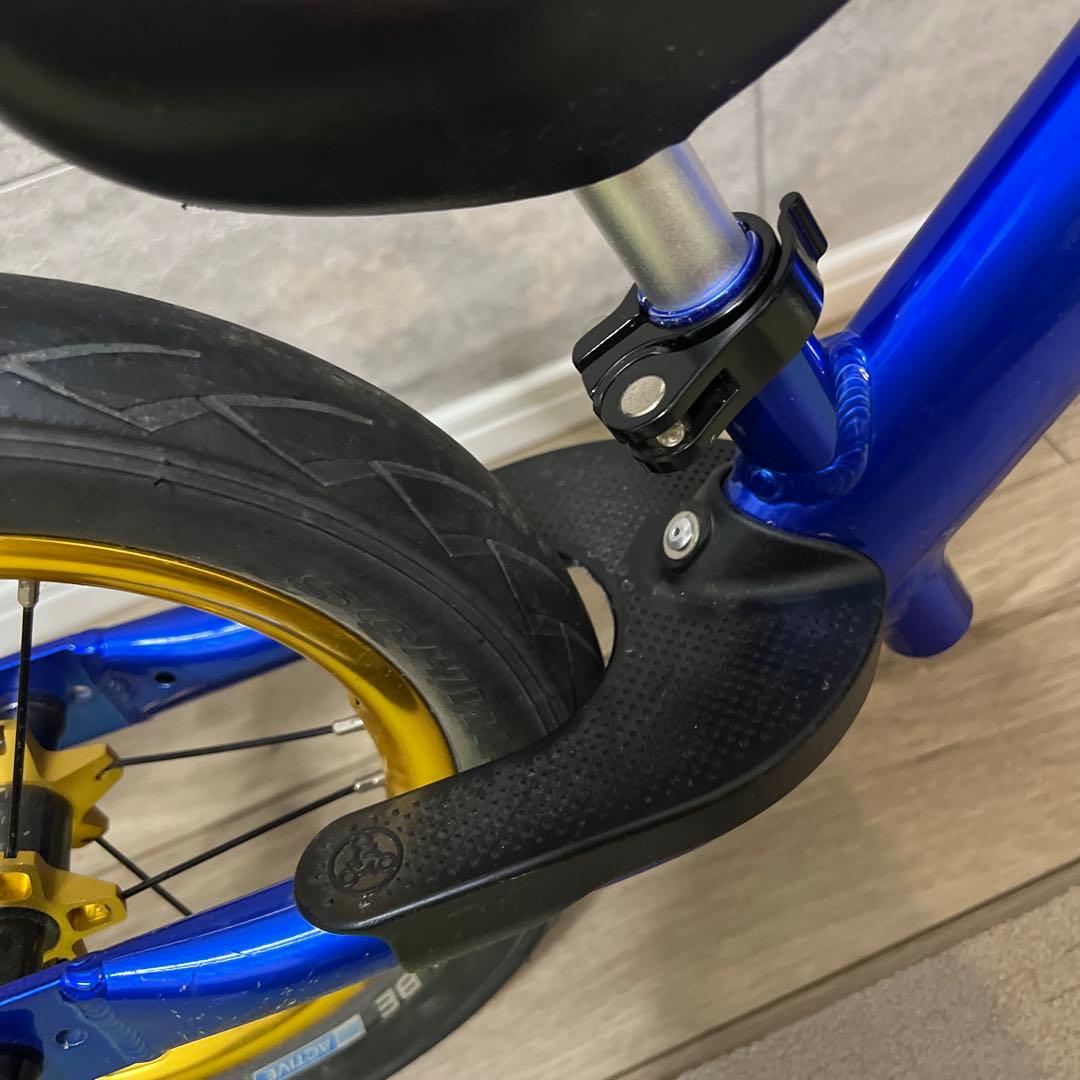 デ*や様 日本正規品　ストライダーSTRIDERPRO 青✖︎金　美品　レース用