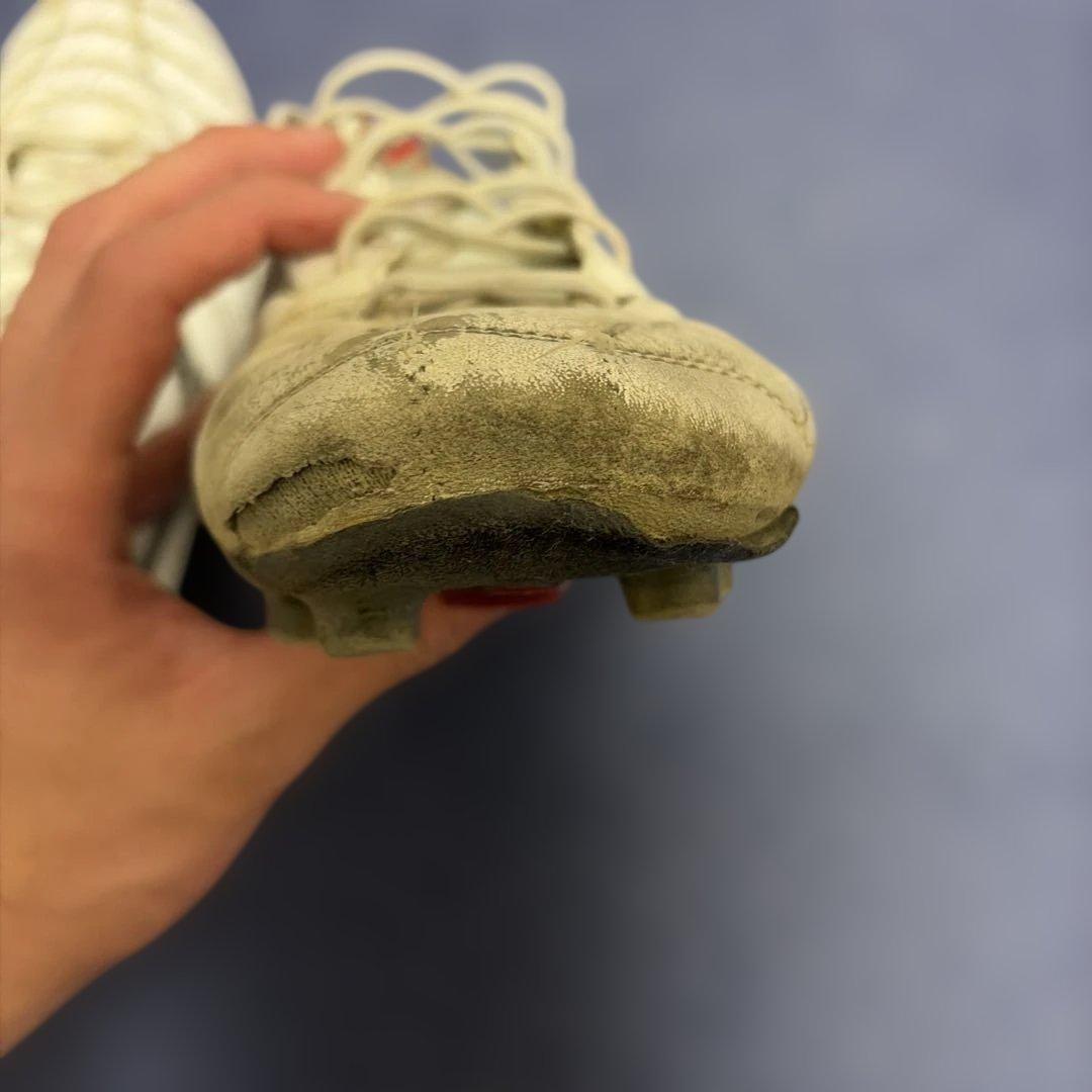 ミズノ　モレリアネオ4 白　26.5センチ