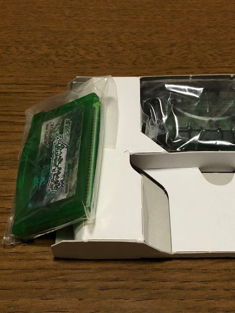 美品　箱付き　ポケットモンスター エメラルド　ワイヤレスアダプター