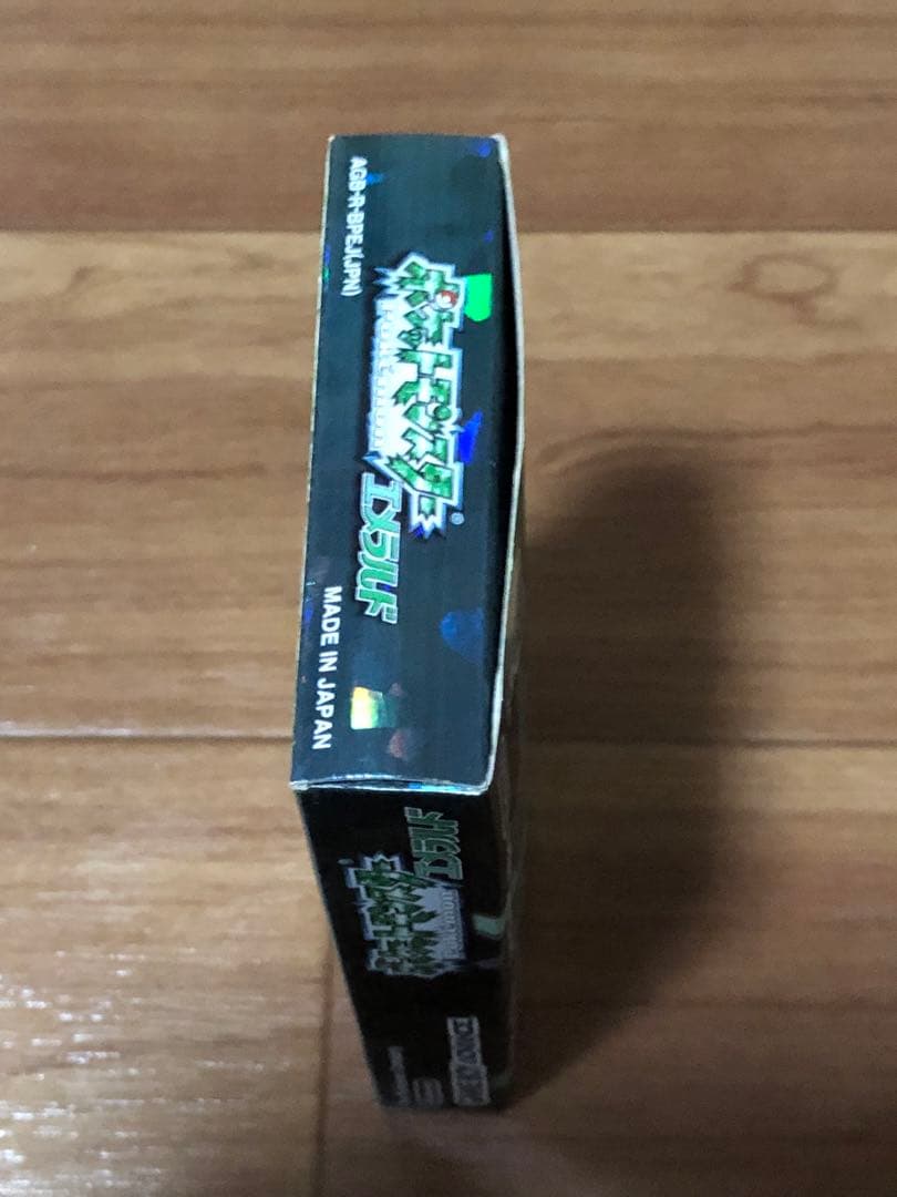 美品　箱付き　ポケットモンスター エメラルド　ワイヤレスアダプター