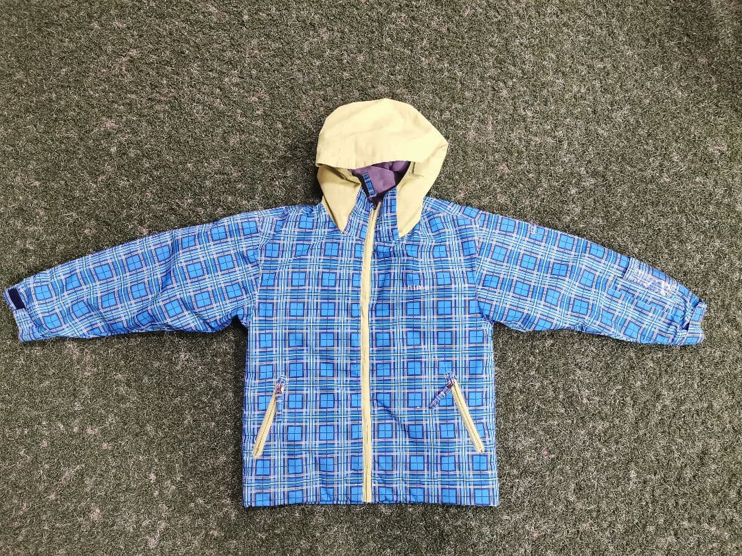 小学生のお子様に。はじめてのスノーウェアセット