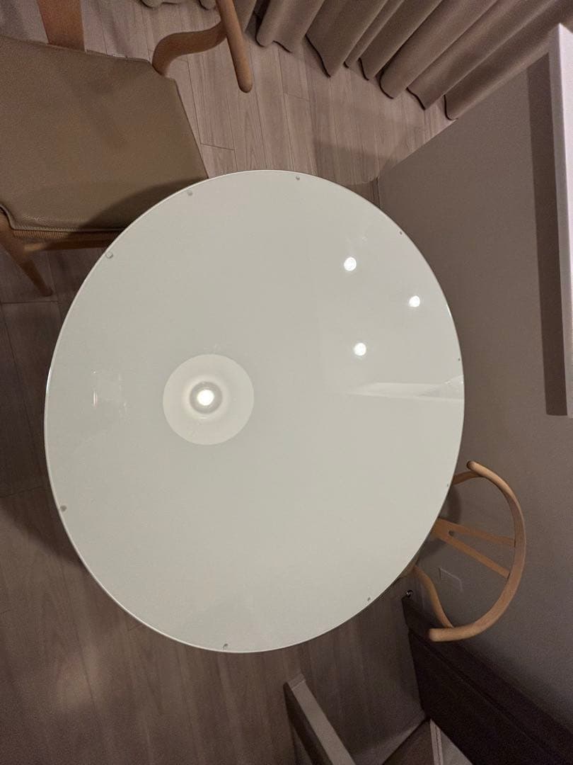 ligne roset Pascal Mourgue ダイニングテーブル