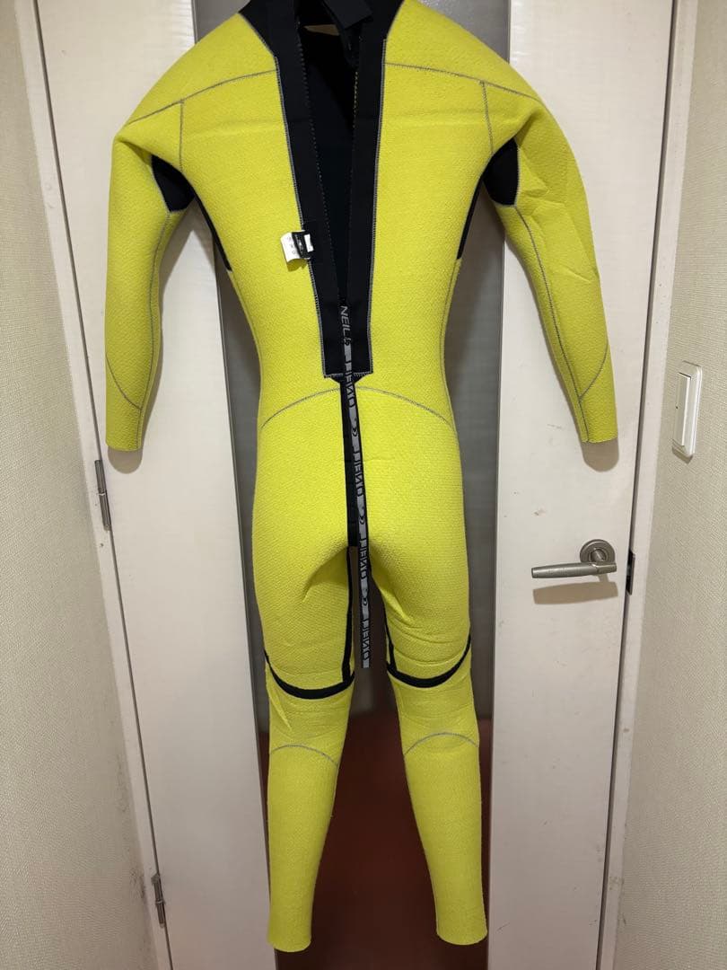 美品！　O'NEILL　バックジップ　5/3mm　セミドライ　Mサイズ