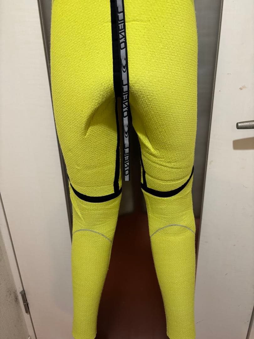 美品！　O'NEILL　バックジップ　5/3mm　セミドライ　Mサイズ