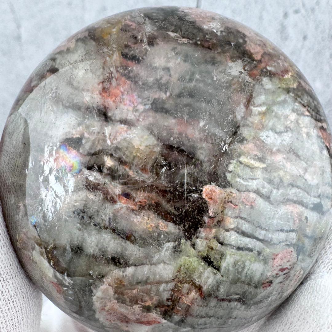 M-47天然ガーデンクォーツ 丸玉 地層模様 内包物が美しいスフィア 53mm