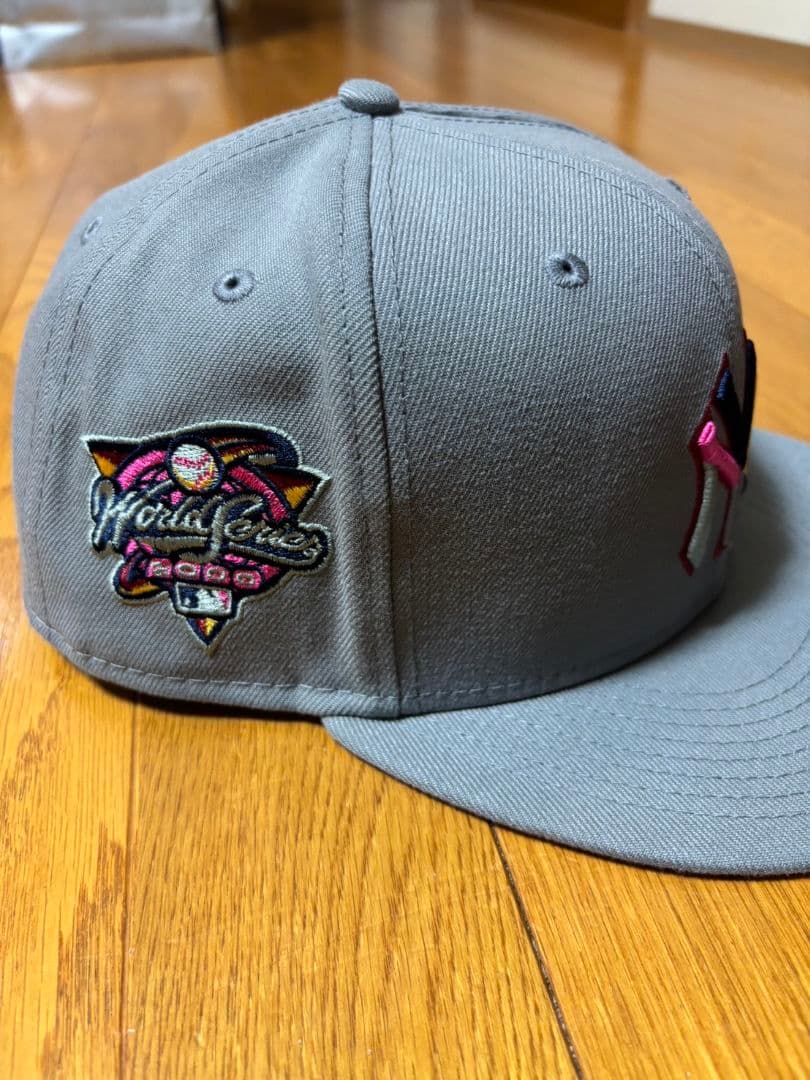 お値下げ！ ニューエラ ヤンキース グレー 8 カラーロゴキャップ