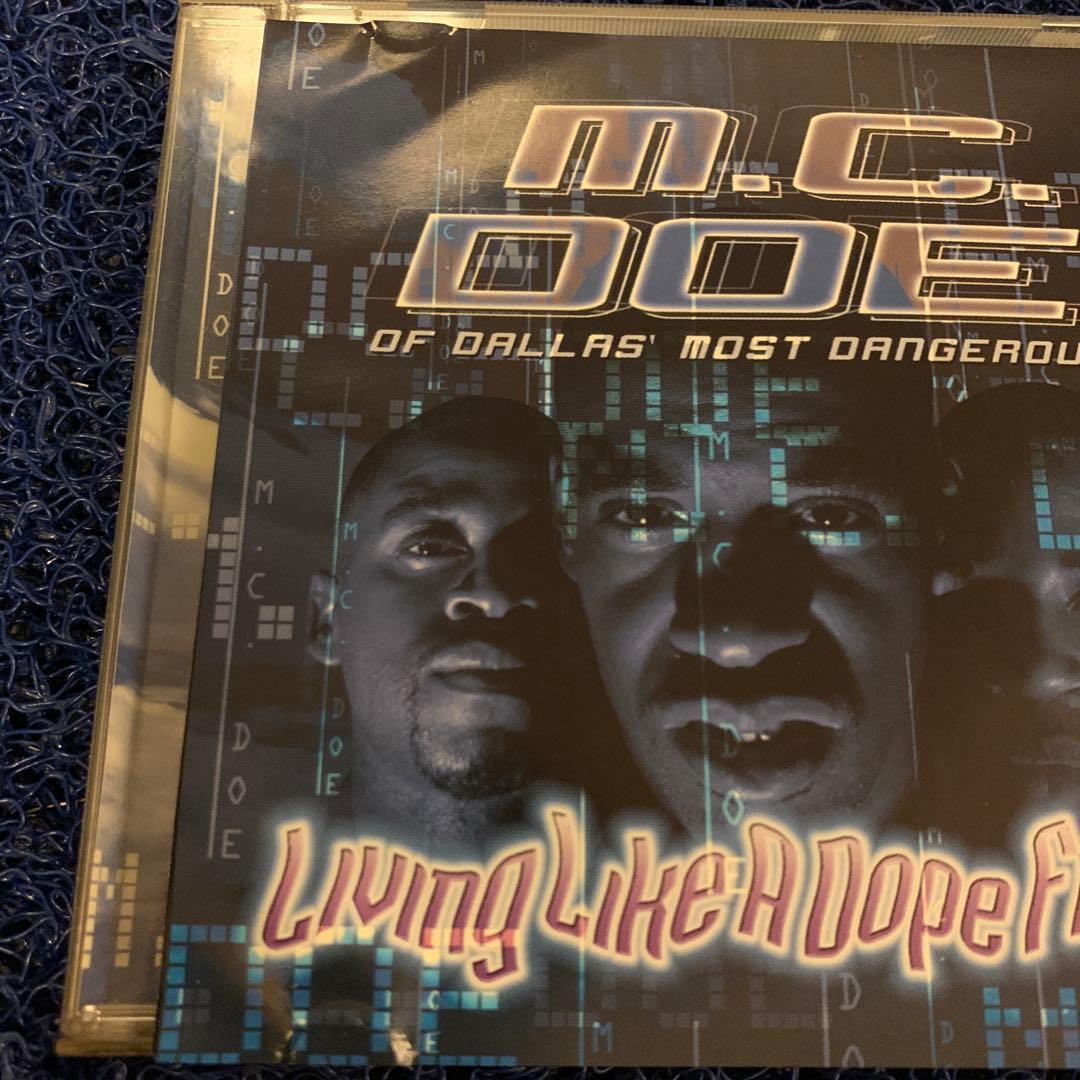 洋楽 g-rap M.C. DOE LIVING LIKE A  FIEND