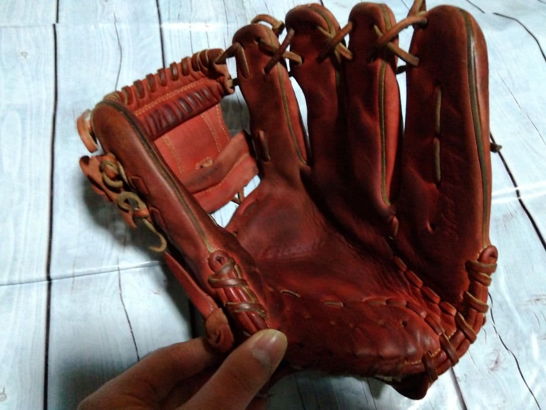 ミズノ　グローバルエリート　軟式内野手用グラブ　グローブ　レッド