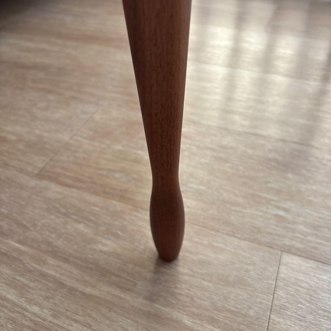 極美品　アクタス Porada 円形ガラスセンターテーブル 【お引き取り限定】