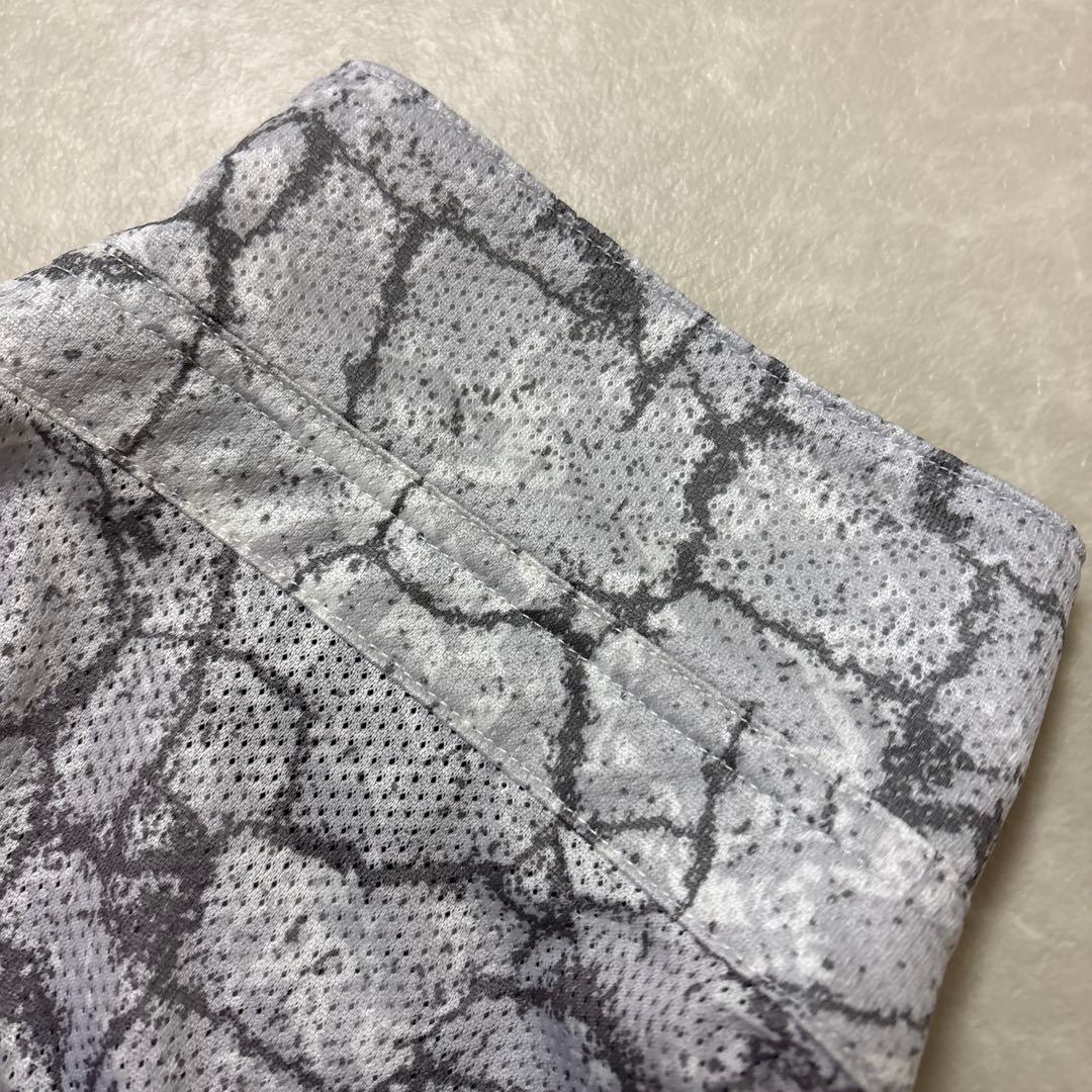 オークリー★カモフラ柄★薄手ストレッチ★ポロシャツ【メンズ サイズM】