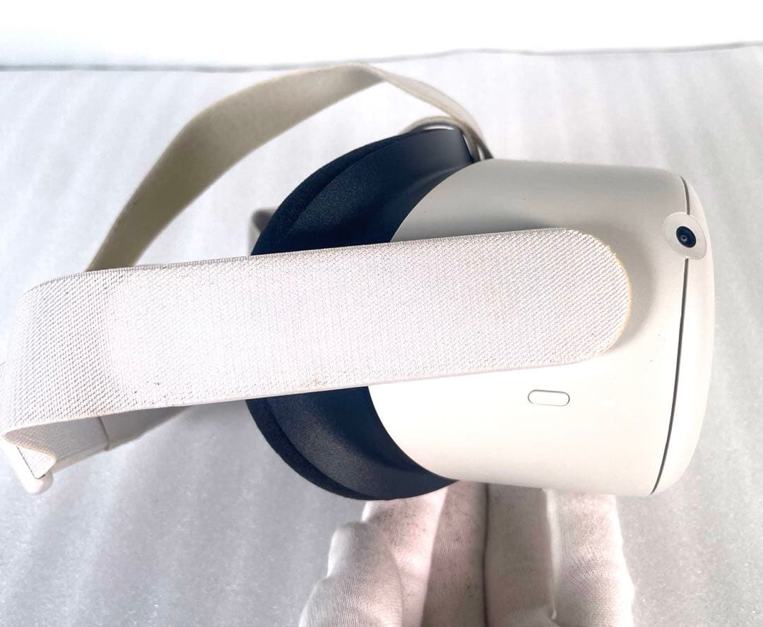  Quest 2 本体＋純正コントローラー左右