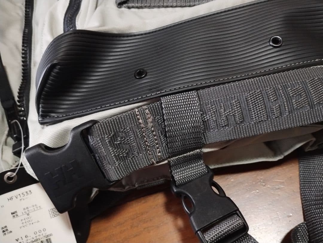 Helly Hansen ANGLER ライフジャケット　Mサイズ