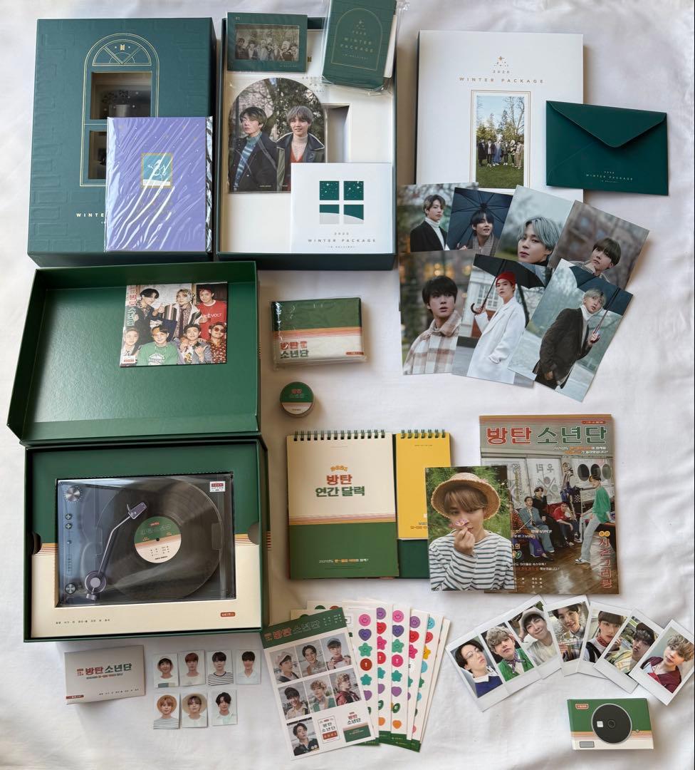 BTS 公式グッズ まとめ売り WinterPackage シーグリ トレカ付き