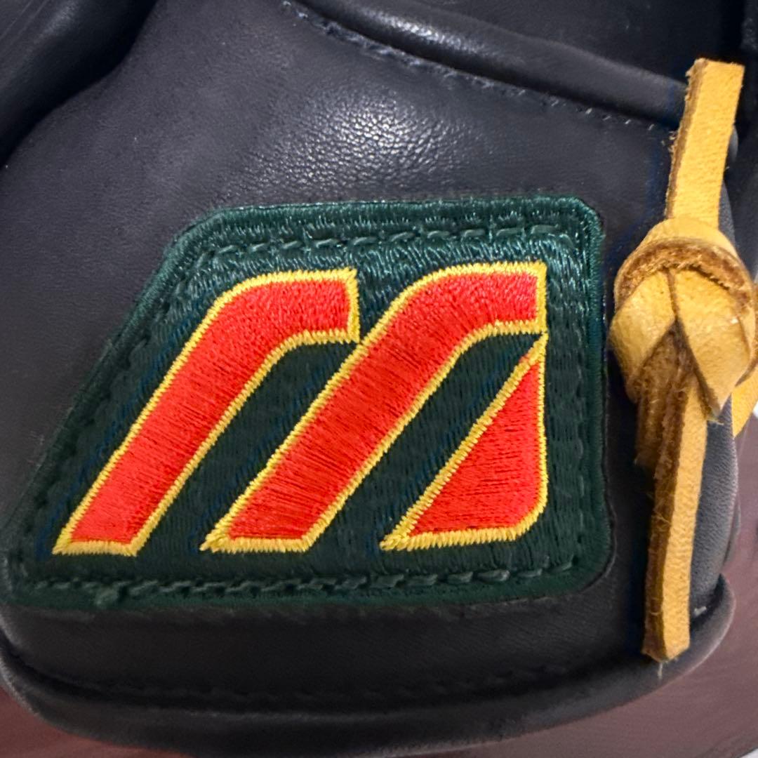 【新品未使用】ミズノ　ビューリーグ（赤）軟式用　チッパー・ジョーンズモデル