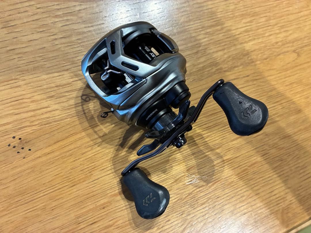 j*m様 ダイワ ALPHAS SV TW 800XHL ベイトリール カスタム