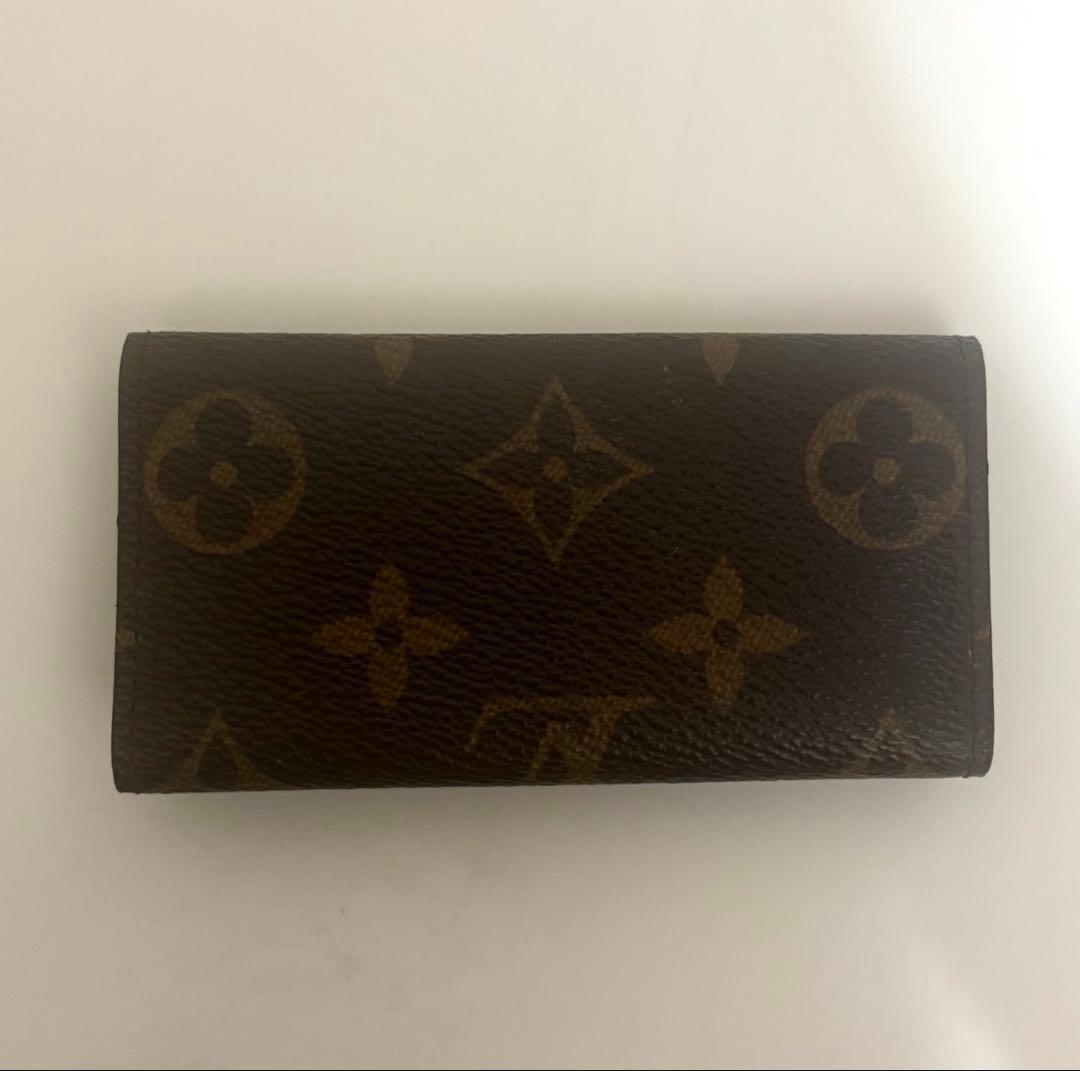 美品　ルイヴィトン ミュルティクレ4 モノグラム