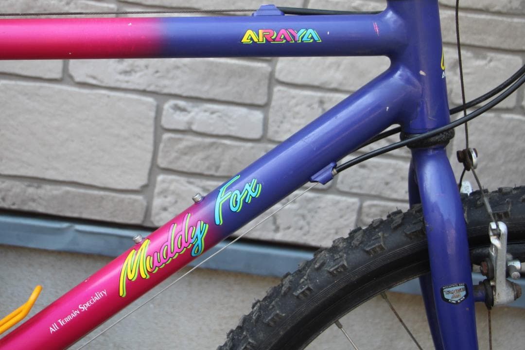 引き取り限定♪人気のマディフォックス♪アラヤ♪ビンテージMTB♪MuddyFox