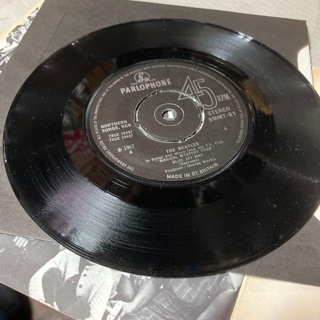 ビートルズ/マジカル・ミステリー・ツアー2枚組EPレコードUK盤（SMMT-1）