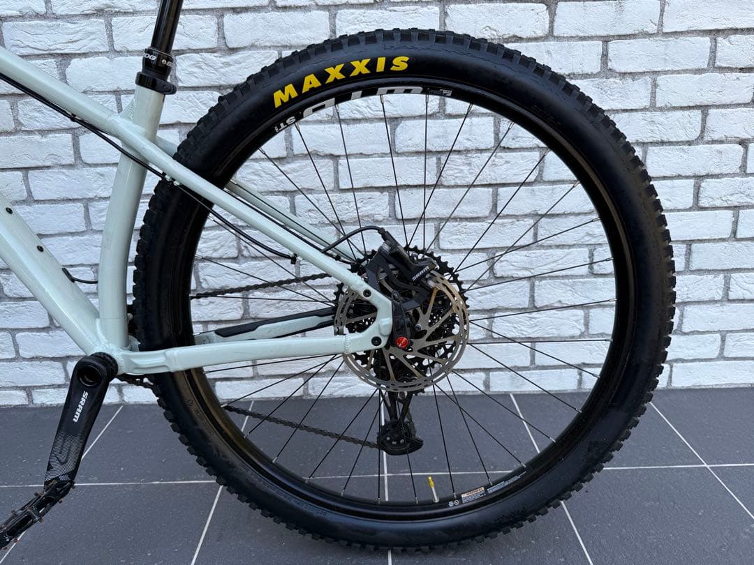 SANTA CRUZ Chameleon 7 AL 29インチ Sサイズ