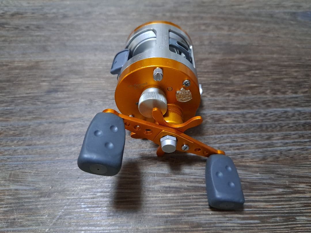 美品　付属品あり　アブガルシア　ウルトラマグ　SX1600C　サンセットオレンジ