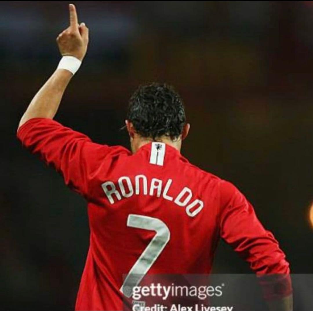 【正規品】マンU ＃7 クリロナ 07/08 CL決勝ユニフォーム Mサイズ