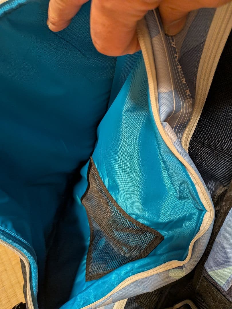 YONEX バドミントンラケットバッグ　ネイビーサックス