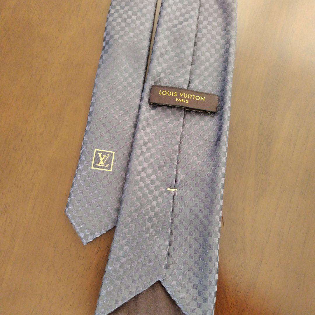 美品Louis Vuitton グレー チェック柄 ネクタイ