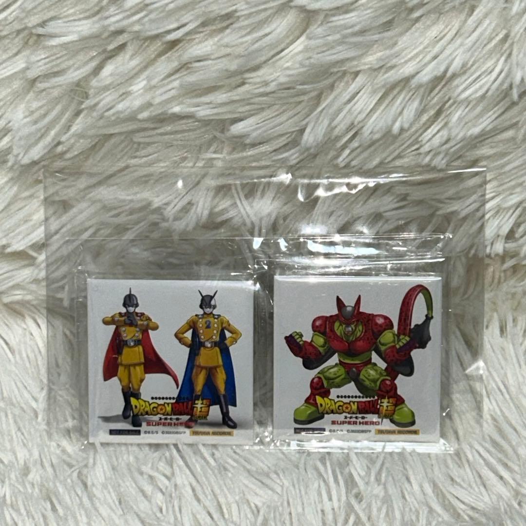 【ドラゴンボール超】スーパー スーパーヒーロー 特別限定版　缶バッジ2個セット付