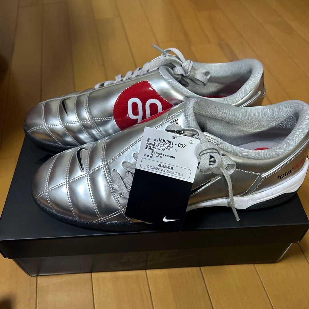 NIKE トータル90 llic Silver and black 29