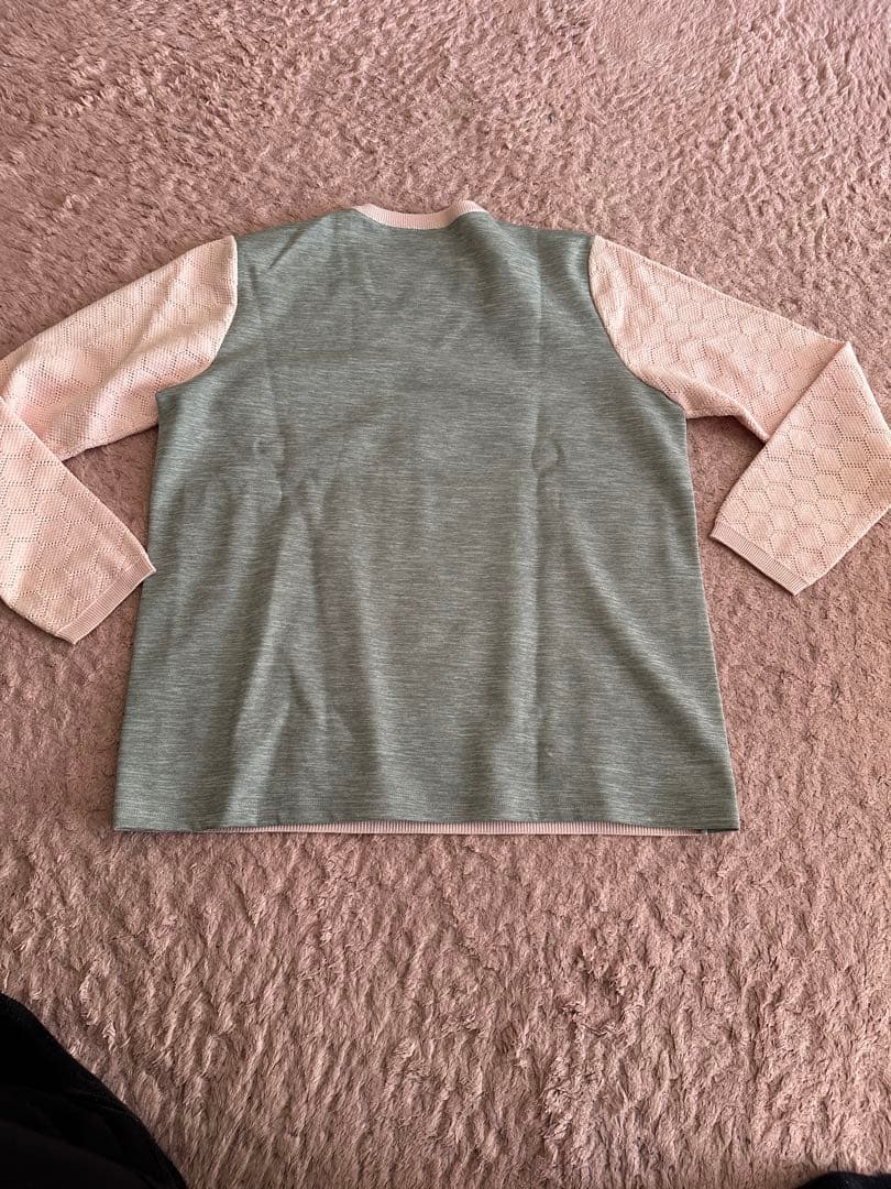 美品　デサント ゴルフ　薄手セーター　サイズo