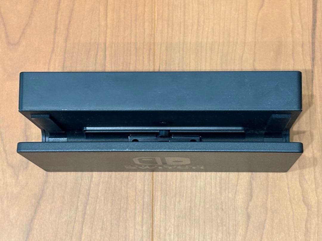 Nintendo Switch （シリアル・保証非記載版）ネオンブルー、レッド