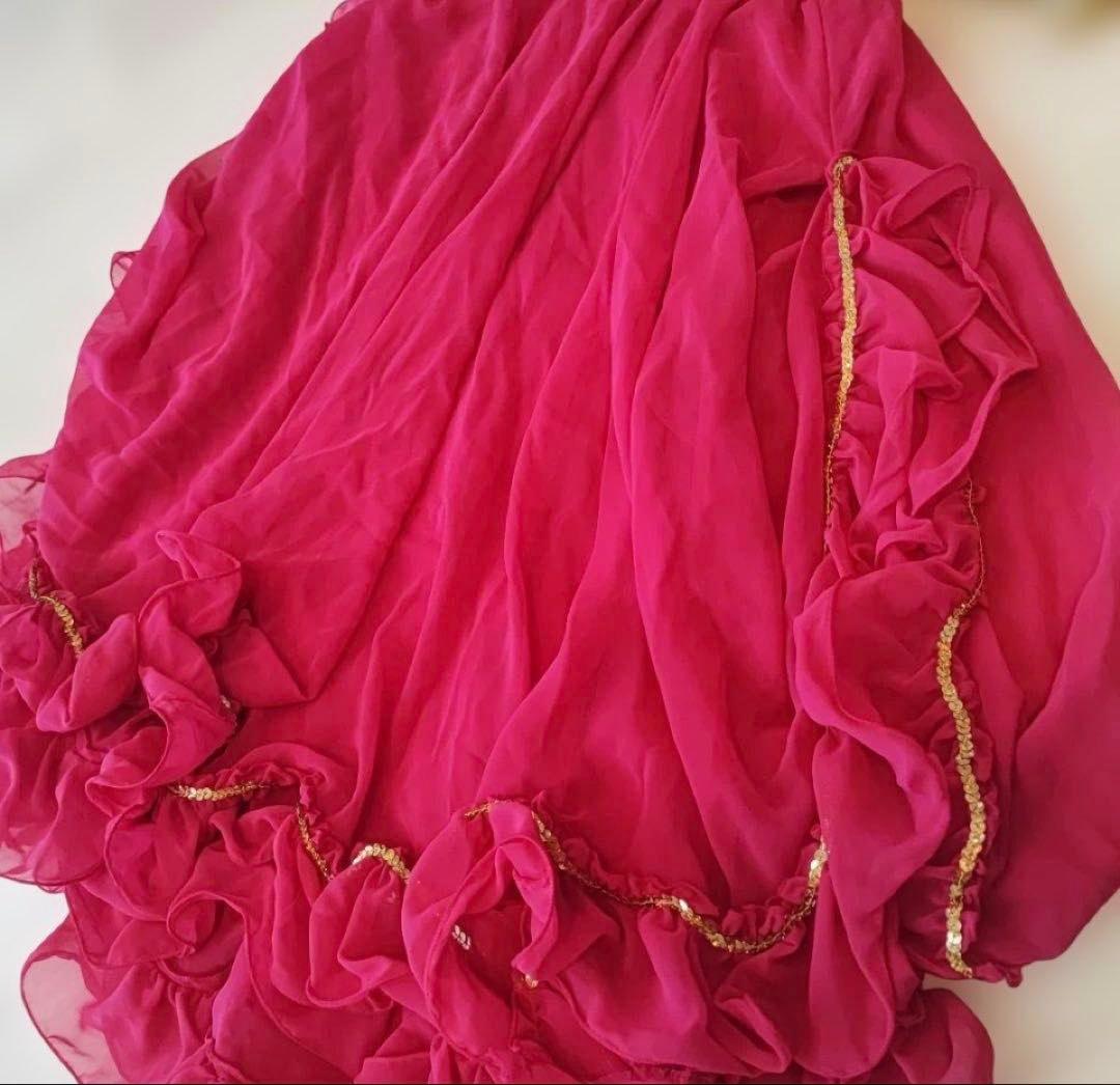 ベリーダンス衣装 オリエンタル衣装ゴールドブラ＆ベルト＆スカート＆チョーカー４点