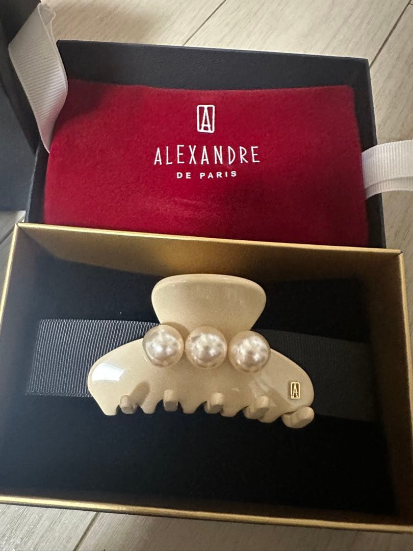 ALEXANDRE DE PARIS パール付きSクリップ