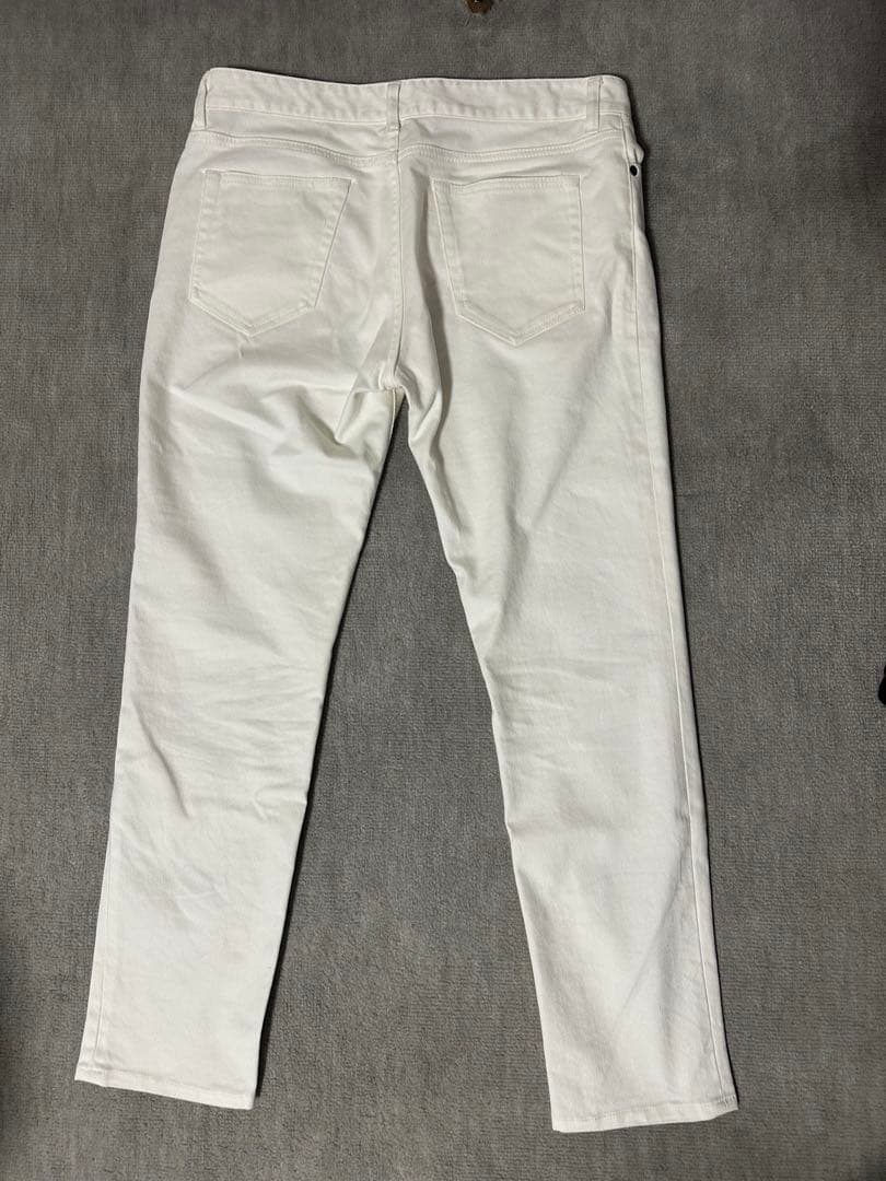【極美品】AOURE ホワイトデニムパンツ Ｌ