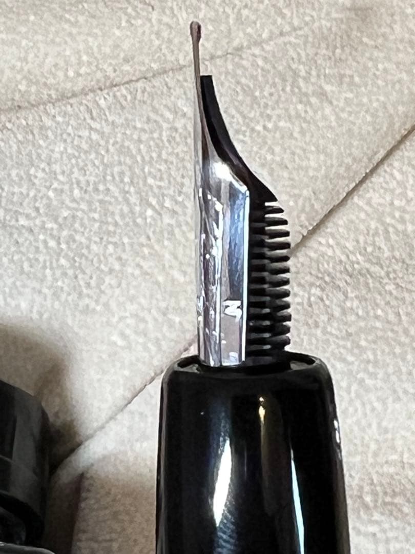 DELTA アメリゴ・ヴェスプッチ　Ｍニブ