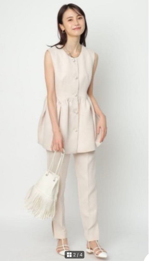 美品❣️CADUNE カデュネ パール釦ぺプラムジレ 有楽町マルイ限定 完売商品